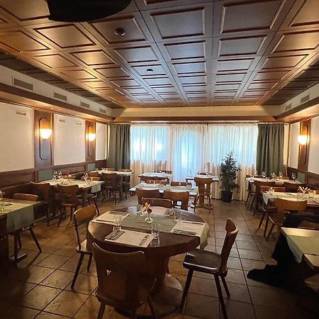 Hotel Jaeger Муртен Экстерьер фото