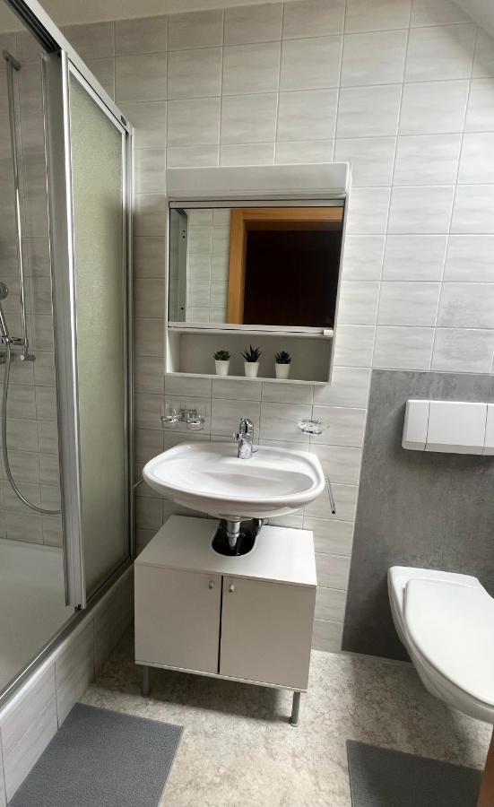 Hotel Jaeger Муртен Экстерьер фото